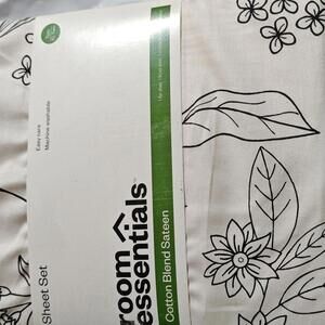TWIN/ TWIN XL Printed Microfiber Sheet Set - Room Essentials black flowers